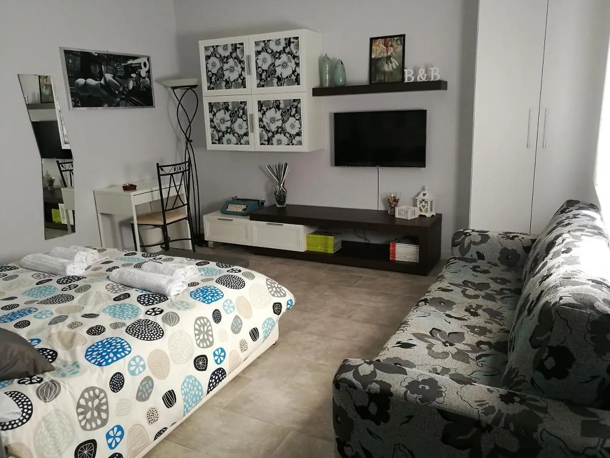 B&B A casa dell'artista Casteldaccia 0*,  Italia
